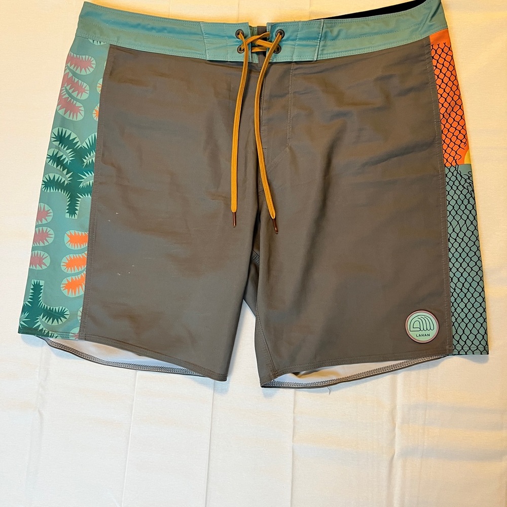 Billabong Men's Gray Swim Shorts with Patterned Sides